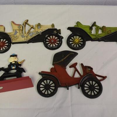 3 car metal wall decor, Nutcracker