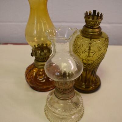 2 Amber 1 Clear Oil Lamp