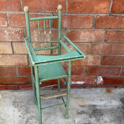 AA  VINTAGE WOODEN DOLL HIGH CHAIRS