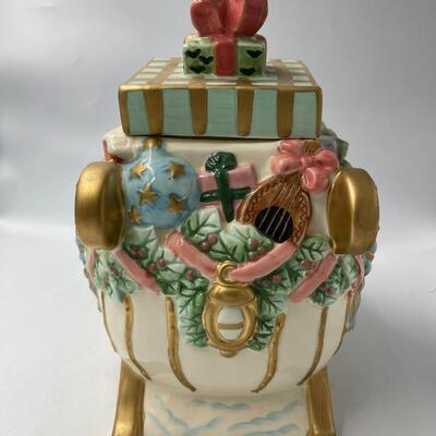 Allure Christmas Sleigh Cookie Jar
