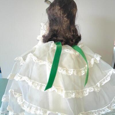 AA  1982 SCARLETT O'HARA BY MADAME ALEXANDER GONE WITH THE WIND
