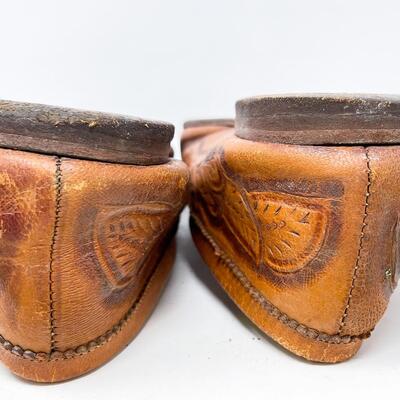 VINTAGE DEWITTâ€™S EMBOSSED LEATHER SHOES - WOMENS 8?