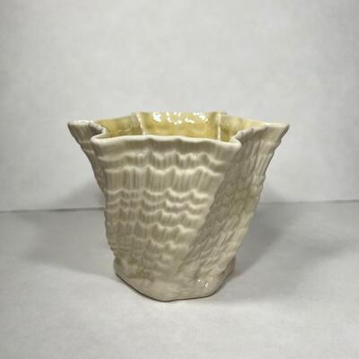 Belleek Irish Porcelain Shell Vase