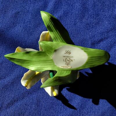 Lenox Auratim Lily