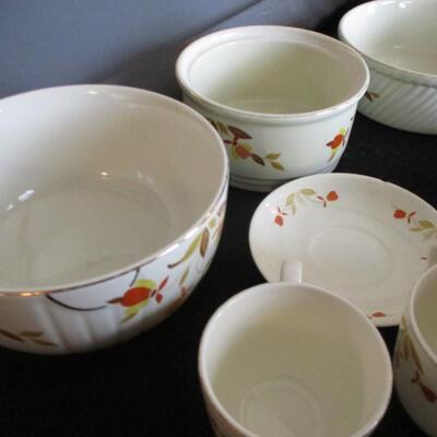 Hall's Superior Dinnerware