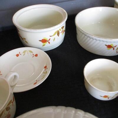 Hall's Superior Dinnerware