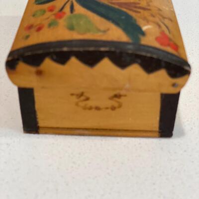 Vintage Norwegian, traditional Scandinavian Rosemaling Wooden Trinket Jewelry Box