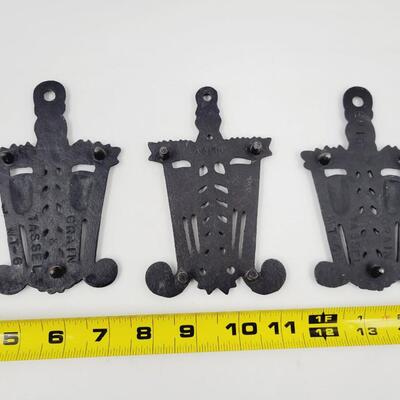 CAST IRON TRIPLE SET OF TRIVETS