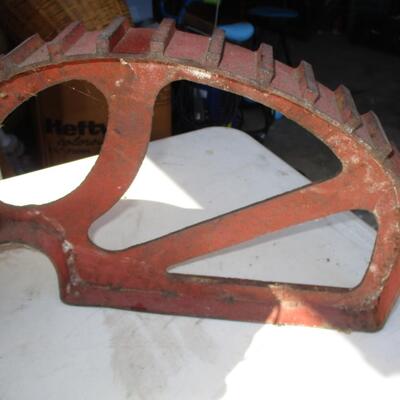 Oil Pan, Dispenser Can, Foot Gear