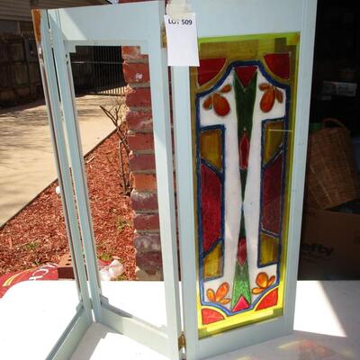 Stained Glass Wiondow