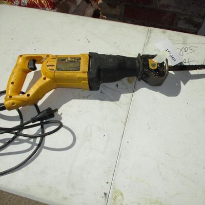 Dewalt Saw
