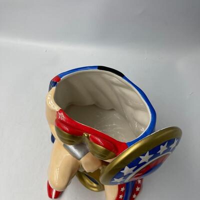 DC Comics WONDER WOMAN Limited Edition