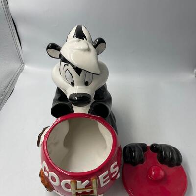 Pepe Le Pew Cookie Jar