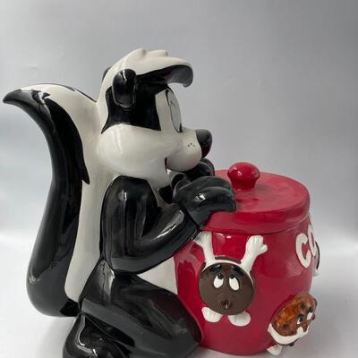 Pepe Le Pew Cookie Jar