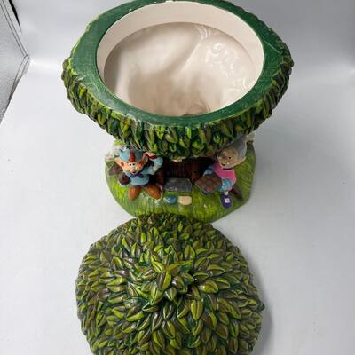 Keebler Elf Tree  Cookie Jar L.E.