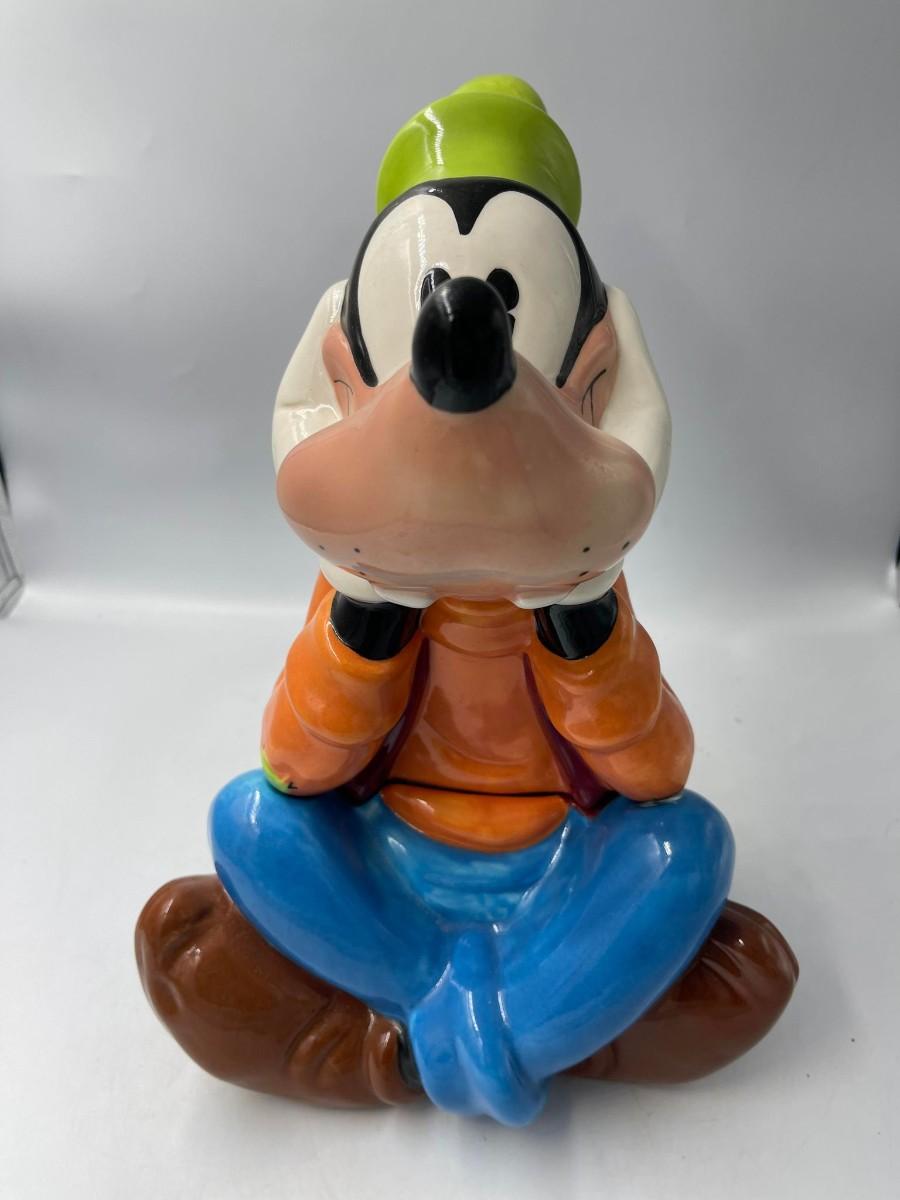 Disney's Goofy Cookie Jar | EstateSales.org