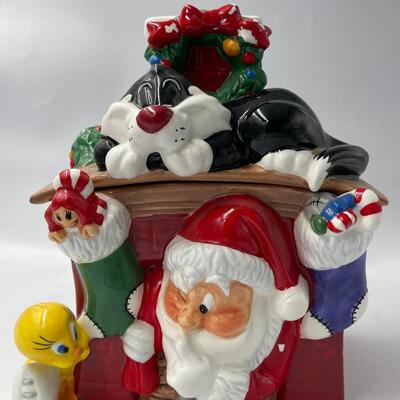 Loony Tunes Music Box Cookie Jar