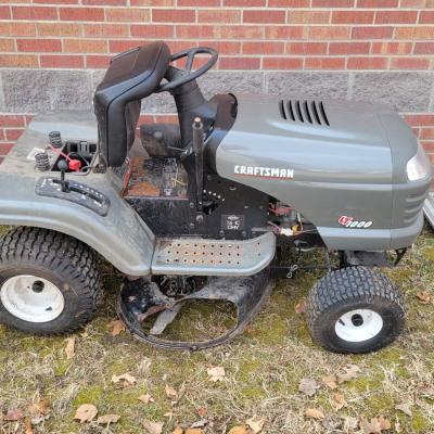 CRAFTSMAN 42 IN. RIDING MOWER
