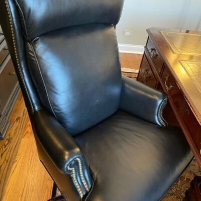 Executive leather office chair