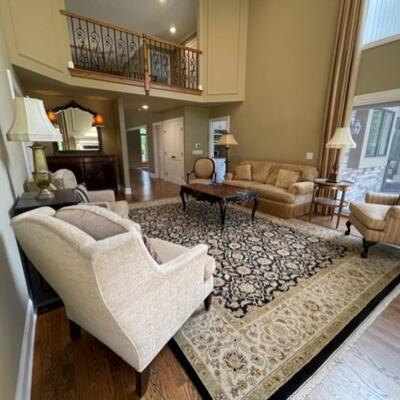 Exquisite Hand Made Area Rug