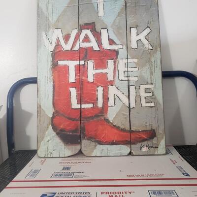 Home dÃ©cor I walk the line wooden sign