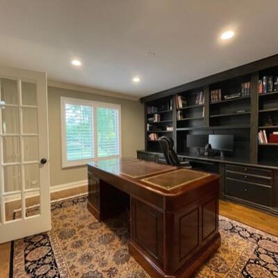 Exquisite Hand Made Area Rug