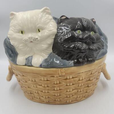 Cats Cookie Jar