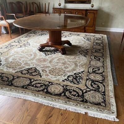 Exquisite Handmade Area Rug (Wool and Silk blend)