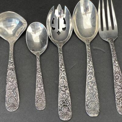 1057 Godinger Godinger â€œOlde Bouquetâ€ Pattern 12 Place Setting SilverPlate Flatware Set