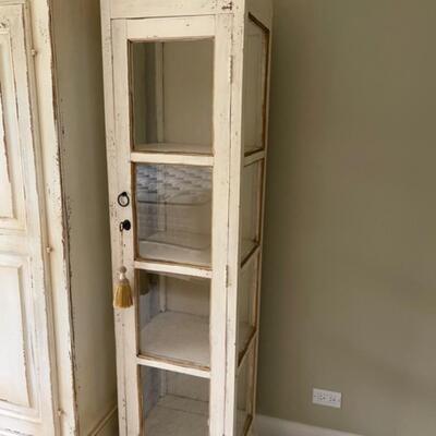 Display Cabinet