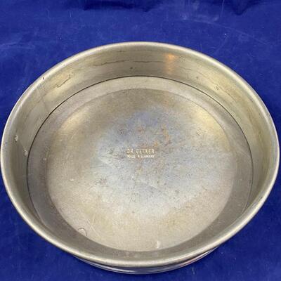 Vintage 11" Dr Oetker Springform Pan