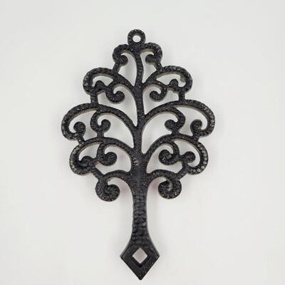 CAST IRON FAMILY TREE VINTAGE TRIVET