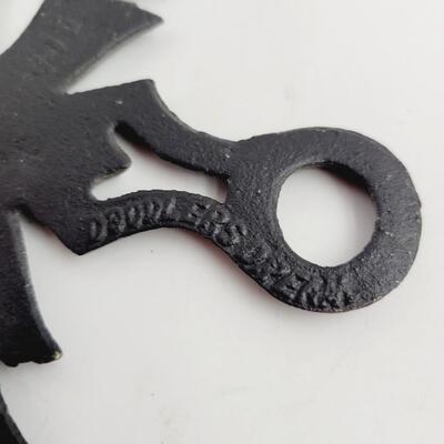 DOODLERS DREAM CAST IRON TRIVET