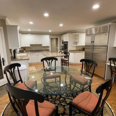 High end floor lamp in impeccable condition