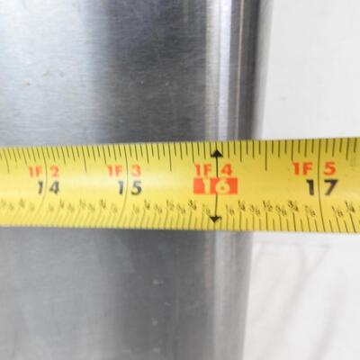 Metal Tall Trashcan  w/Foot Pedal Lid Release, 23in x 16in