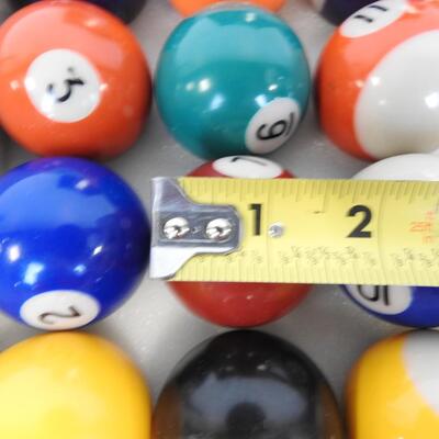Pool Cue, Balls & Triangle, NON-REGULATION Size, LIKE NEW