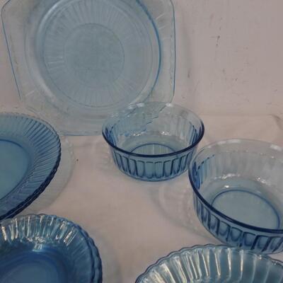 Ice Blue Mexico Glass Plates and Small Bowls Set
