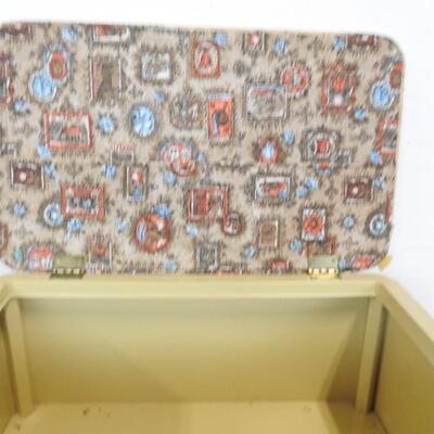 Sewing Basket w/Legs, Burlington Hawkeye, MCM, Vintage, Top Is Missing Material