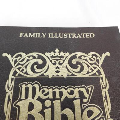 Family Illustrated Memory Bible,1979 Edition,11 1/4 x 8 3/4 x 1 3/8
