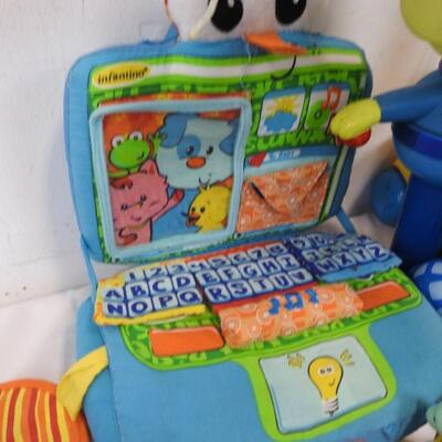20+ Baby/Toddler Toys, Infantino Computer, Fabric Books, Small Mobile
