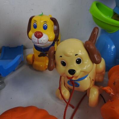 11 Toy Lot: Zeon Bow, Dog Walkers, Elephant Station, Train and Animals