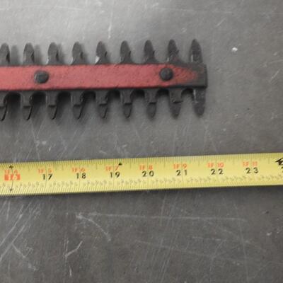 22 Inch Red Bushwhacker Electric Hedge Trimmer - Works