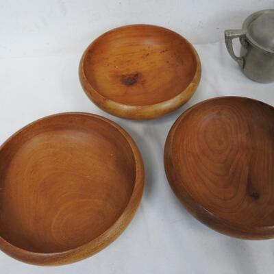 6 Wooden Bowls, 2 Pieces of Hammered Aluminum