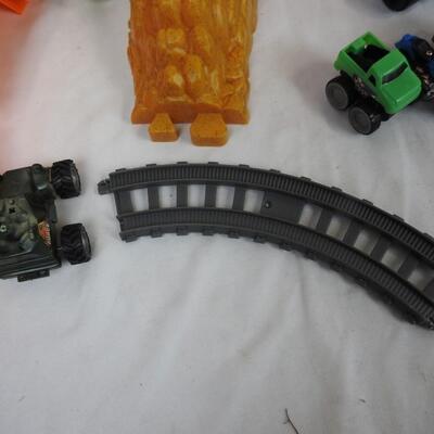 Kids Toy Lot: Fisher Price, Thomas the Train Engine, Car Track