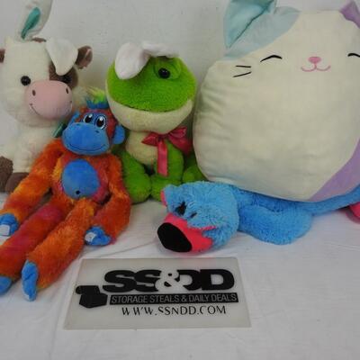 5 Stuffed Animals, Cow, Frog, etc