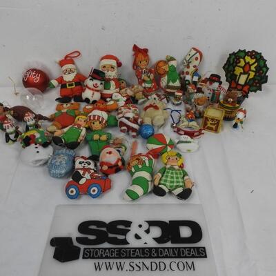 44+ Christmas Tree Ornaments & Candles - Vintage