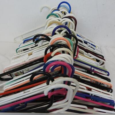 Large Lot Of Plastic Hangers, 70+ In Assorted Colors