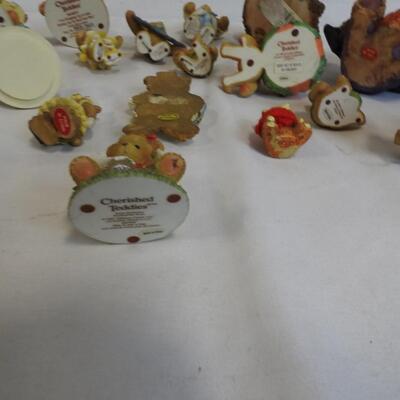 Teddy Bear Figurines: Cherished Teddies & Other Brands Some Unknown