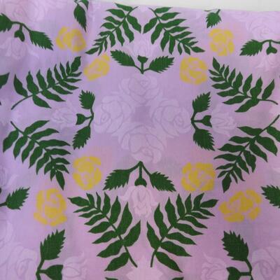 Material Lot: Pink/ Lavender Florals, Green w/Turtles, Blue w/Vein Has Spot