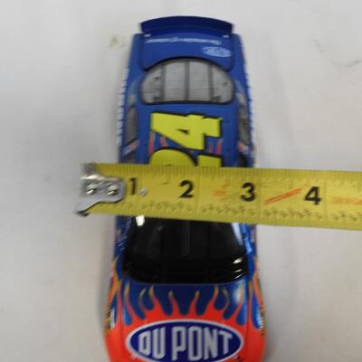 2003 Die Cast Monte Carlo #24 Jeff Gordon Dupont, Size1/24 w/Clear Display Box